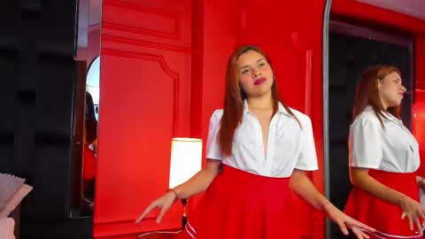 Snapshot of elli_taylor chatting on 22, 2, 2025 Ellie Taylor online show from 22, 2, 2025