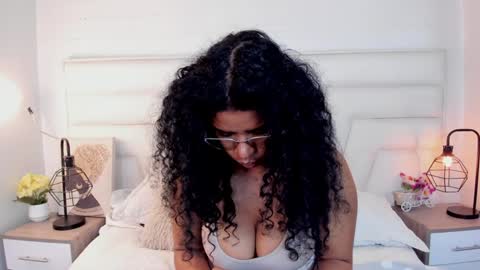  Ellie   online show from 23, 12, 2024