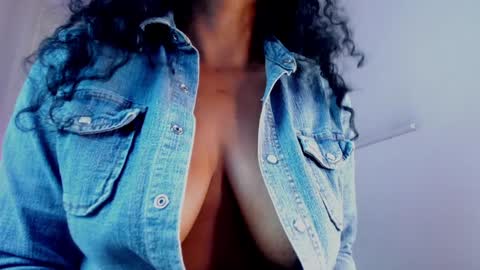  Ellie   online show from 30, 1, 2025