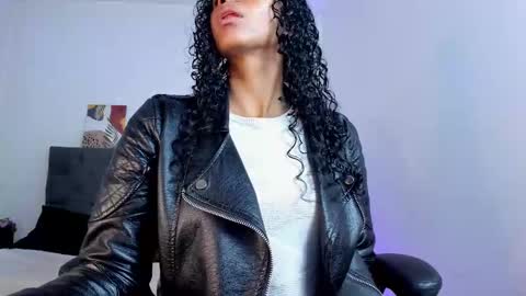  Ellie   online show from 7, 10, 2025