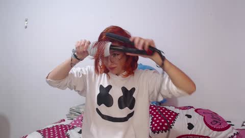 Snapshot of ellie_andy19 chatting on 4, 1, 2025 kev dani online show from 4, 1, 2025