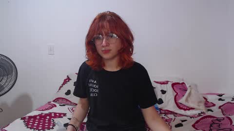 Snapshot of ellie_andy19 chatting on 10, 1, 2025 kev dani online show from 10, 1, 2025