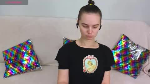 Snapshot of ellie_babyy chatting on 26, 10, 2025 Ellie online show from 26, 10, 2025