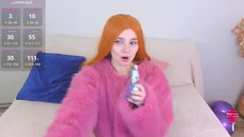 Snapshot of ellie_babyy chatting on 25, 11, 2025 Ellie online show from 25, 11, 2025