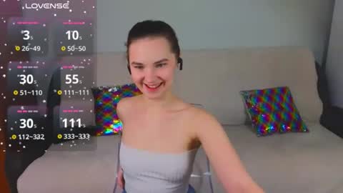 Snapshot of ellie_babyy chatting on 30, 11, 2025 Ellie online show from 30, 11, 2025