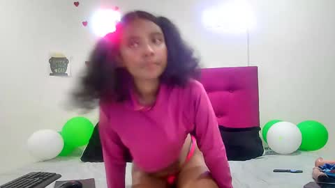 ellie_cute7 online show from 6, 4, 2026