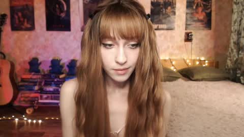 Snapshot of ellie_friendly chatting on 6, 12, 2024 ellie_friendly online show from 6, 12, 2024