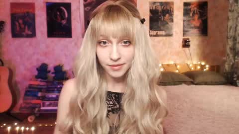Snapshot of ellie_friendly chatting on 9, 1, 2025 ellie_friendly online show from 9, 1, 2025