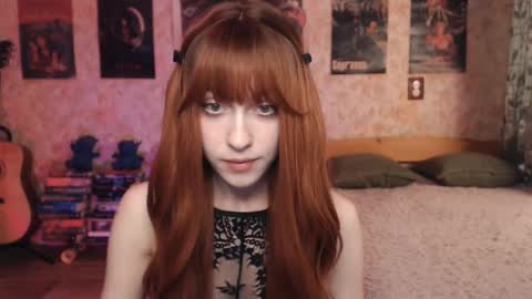 Snapshot of ellie_friendly chatting on 17, 9, 2025 ellie_friendly online show from 17, 9, 2025