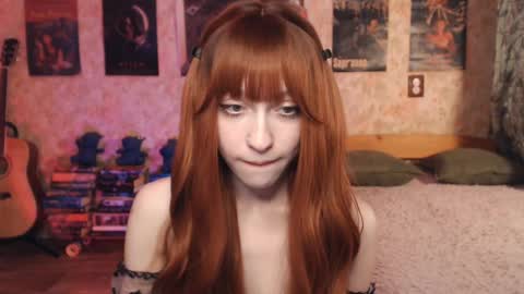 Snapshot of ellie_friendly chatting on 20, 9, 2025 ellie_friendly online show from 20, 9, 2025