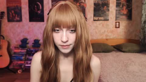Snapshot of ellie_friendly chatting on 10, 10, 2025 ellie_friendly online show from 10, 10, 2025