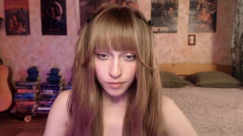 Snapshot of ellie_friendly chatting on 8, 6, 2026 ellie_friendly online show from 8, 6, 2026