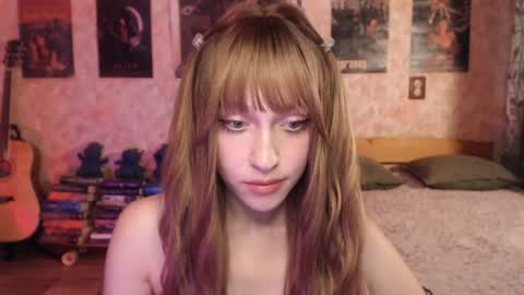 Snapshot of ellie_friendly chatting on 22, 7, 2026 ellie_friendly online show from 22, 7, 2026