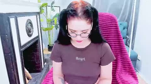 ellie_magic online show from 1, 3, 2025