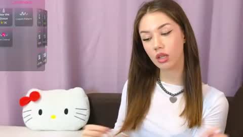 Snapshot of ellie_miller_ chatting on 5, 7, 2026 ellie online show from 5, 7, 2026