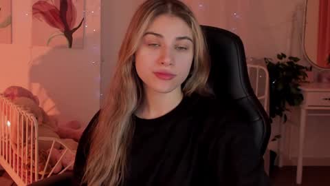 elliecutes online show from 19, 1, 2025