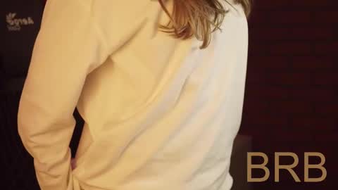 elliecutes online show from 20, 2, 2025