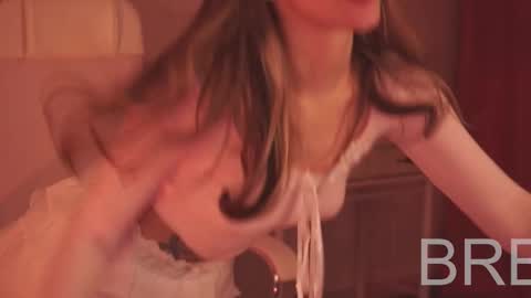 elliecutes online show from 11, 3, 2025