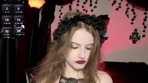 elliemorte_ online show from 25, 6, 2026