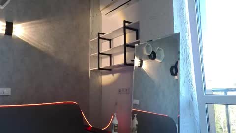 elliot_muscle04 online show from 17, 9, 2025