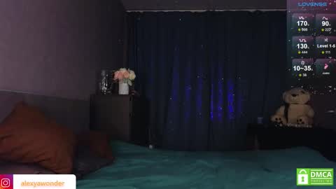 Snapshot of elliswonder chatting on 5, 11, 2025 elliswonder online show from 5, 11, 2025