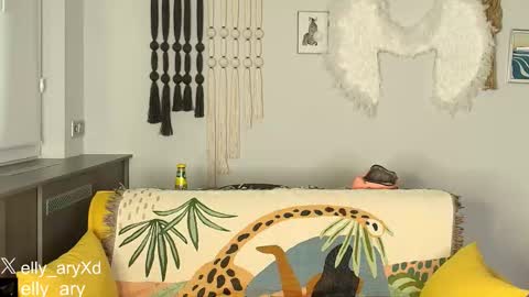 Snapshot of elly_ary chatting on 10, 1, 2026 elly_ary online show from 10, 1, 2026