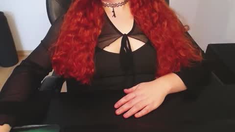 Elly online show from 8, 4, 2026