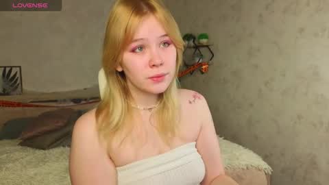 ellya_castro online show from 22, 10, 2025