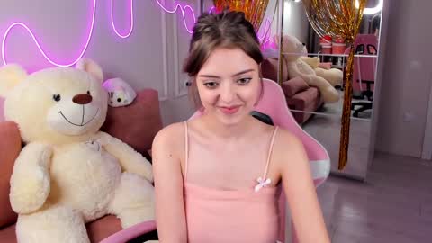 Elly online show from 3, 1, 2025