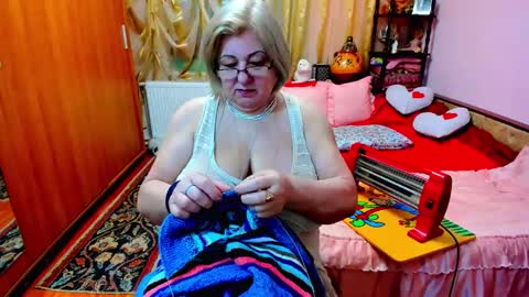 ellyhot53 online show from 28, 1, 2025