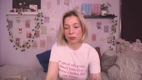 ELLY online show from 5, 3, 2025