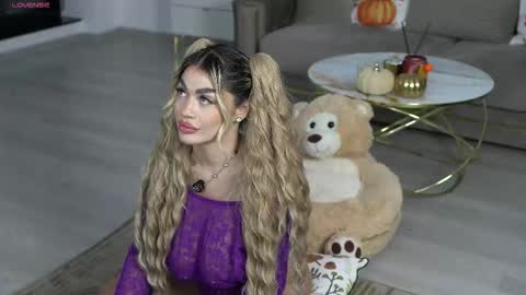 Snapshot of ellyxxxelly chatting on 16, 10, 2025 Elly online show from 16, 10, 2025