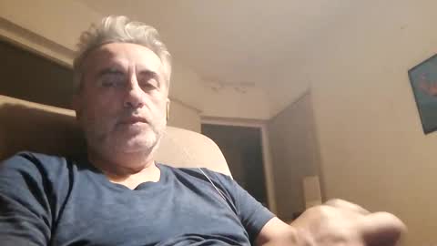 Snapshot of elmejorfvb2 chatting on 2, 2, 2025 fer online show from 2, 2, 2025