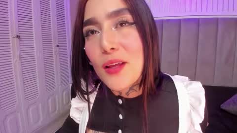 Elodie  online show from 17, 9, 2025