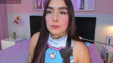 Elodie  online show from 25, 9, 2025