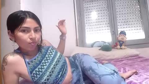 Snapshot of elody_j chatting on 28, 5, 2026 elody online show from 28, 5, 2026