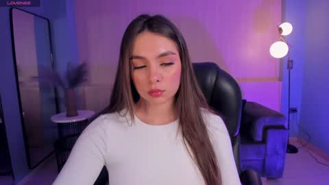 ELOISA OLIVERO online show from 27, 1, 2025