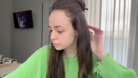 Milana online show from 8, 4, 2026