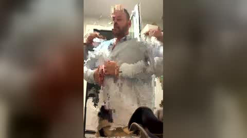 Snapshot of elpeladilla chatting on 4, 12, 2025 elpeladilla online show from 4, 12, 2025