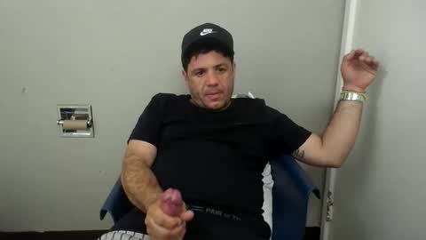 Snapshot of elraborecto chatting on 10, 6, 2026 elraborecto online show from 10, 6, 2026