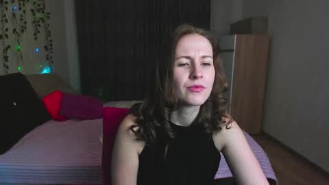 Snapshot of elsa_hot_here chatting on 14, 2, 2025 Elsa online show from 14, 2, 2025