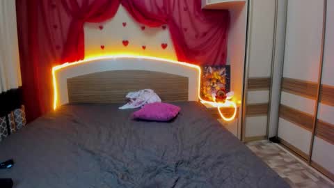 Snapshot of elsa_hot_here chatting on 10, 1, 2026 Elsa online show from 10, 1, 2026