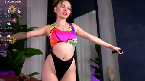 Snapshot of elsasolace chatting on 29, 9, 2025 Adina online show from 29, 9, 2025