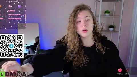 Snapshot of elsie_cutties chatting on 14, 12, 2025 Elsie online show from 14, 12, 2025