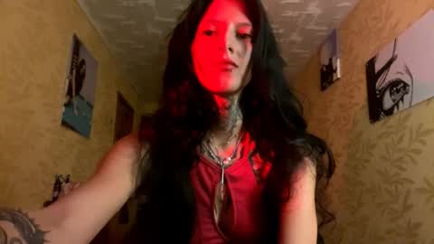 Snapshot of elswythfrake chatting on 17, 9, 2025 Evelyn online show from 17, 9, 2025