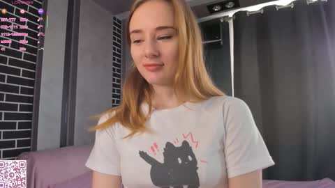 Snapshot of elvyrose chatting on 3, 10, 2025 Alex online show from 3, 10, 2025