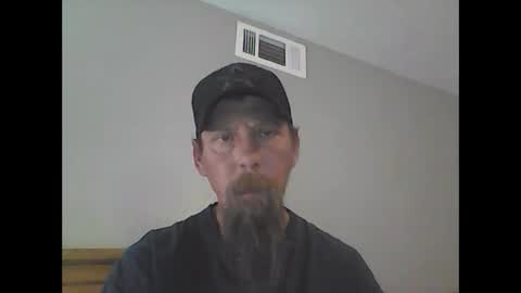 elwooood7 online show from 10, 3, 2025