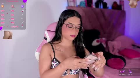 Snapshot of ely_w1 chatting on 9, 10, 2025 ely_w1 online show from 9, 10, 2025