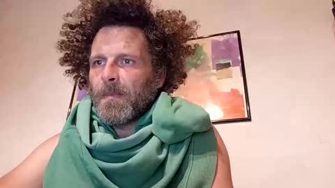 Snapshot of elyjahoye chatting on 6, 5, 2026 elyjahoye online show from 6, 5, 2026