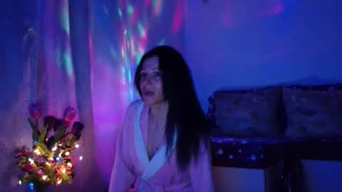 Elisa online show from 9, 3, 2025